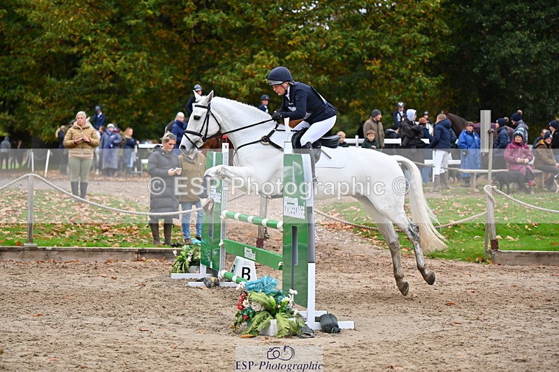 251026A-163740-26834 - G-522-Sue.Parkes Inc Trot Up