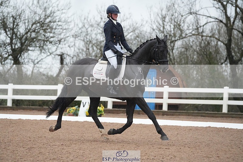 260215-140910-06755 - 019-Laura.Scott