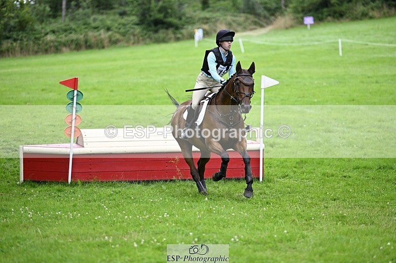 240803-125342-04527 - 119-Izzy_Baines-RIGHT_ON_QUE