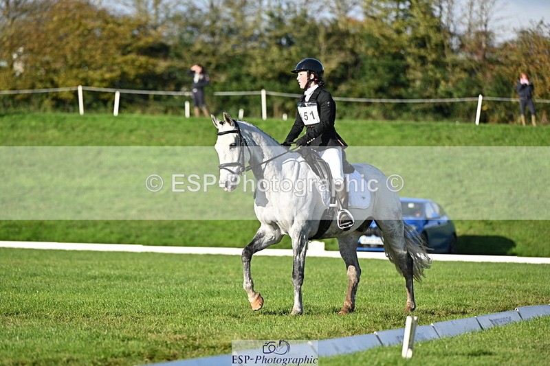 251024A-100240-07956 - F-451-Olivia.Clothier