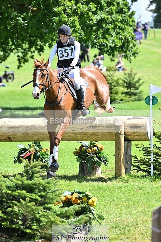 240525-113522-12764 - 357-OUGHTERARD_QUALITY-John_Westmore