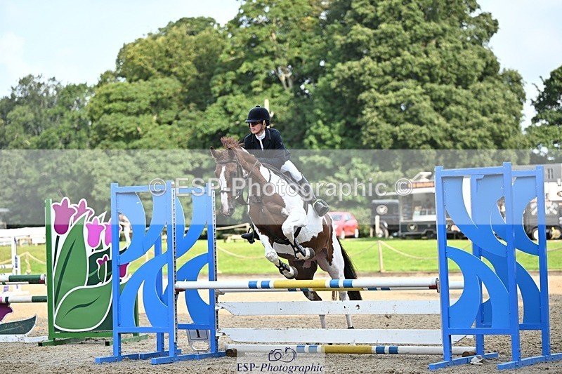 240818-091600-03352 - Cls 8A Snr British Novice