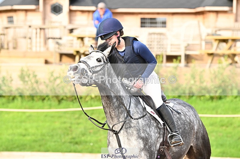 241110A-141647-01260 - 90cm 14.00 to End