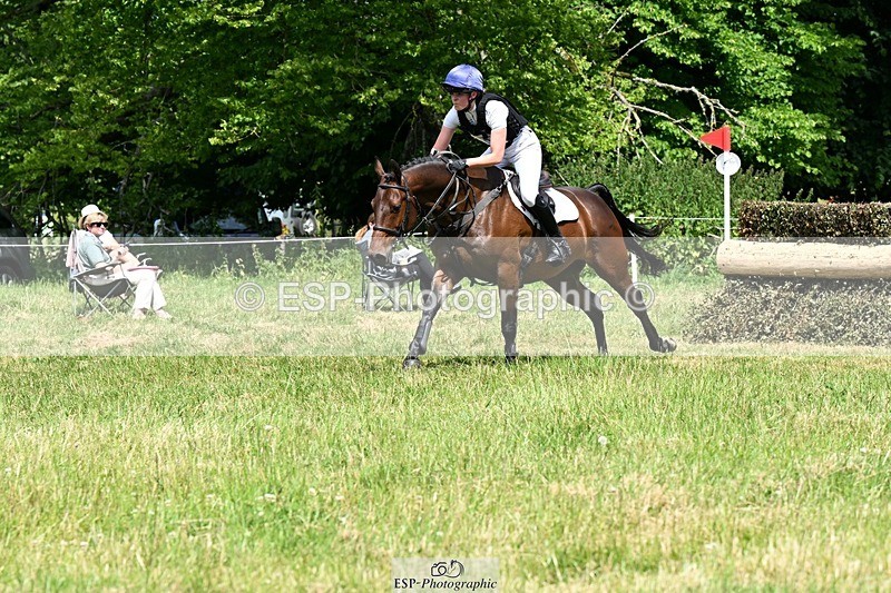 240629X-113524-0516 - 010-Georgie_Selley-VICARSTOWN_VICTOR