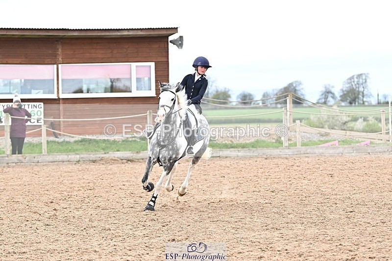 250414-105356-00293 - 80cm Round 1