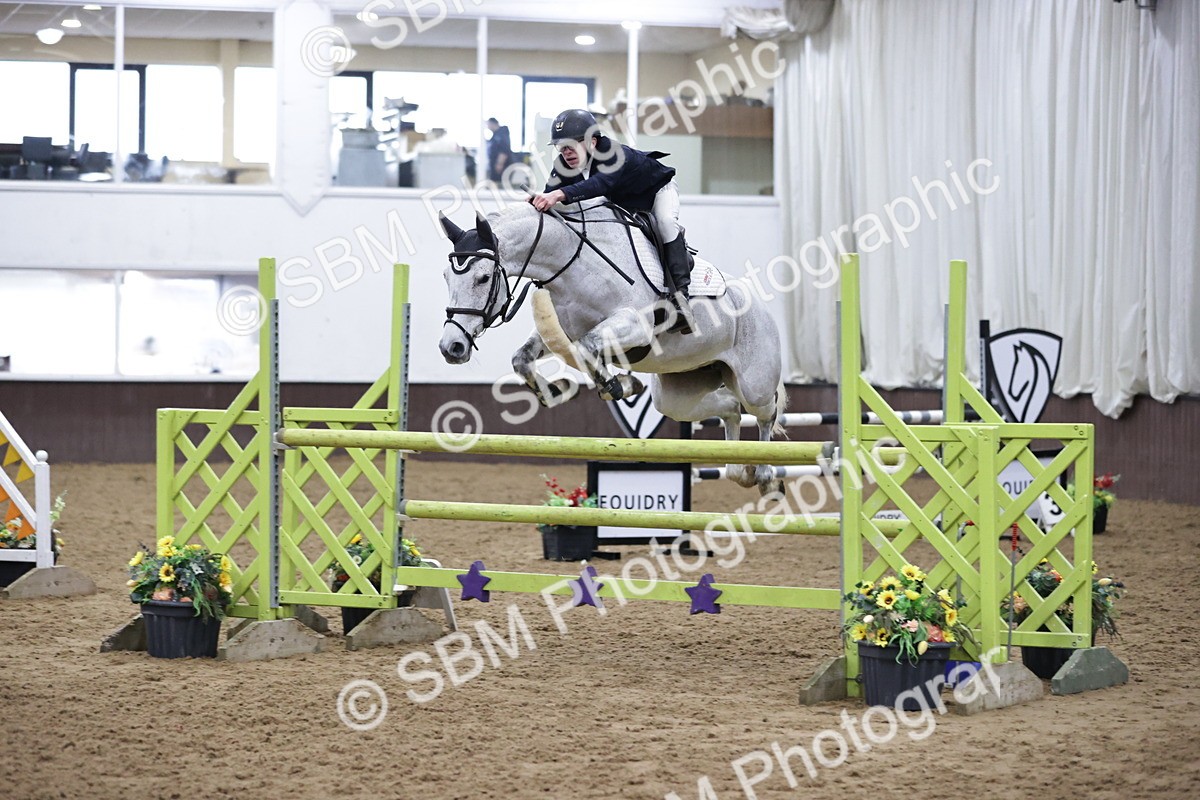 SBM_001409 - Class 4 - Senior Newcomers/ 1.10m Open