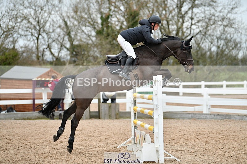 240112A-141510-01132 - Cls 6 Foxhunter and 1.20m Open