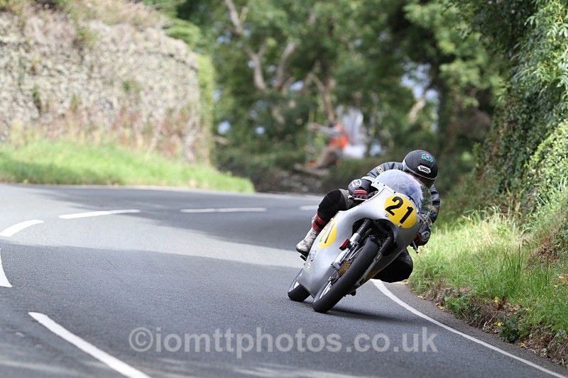 FOM_9412 - Bennetts 500cc Classic TT Race