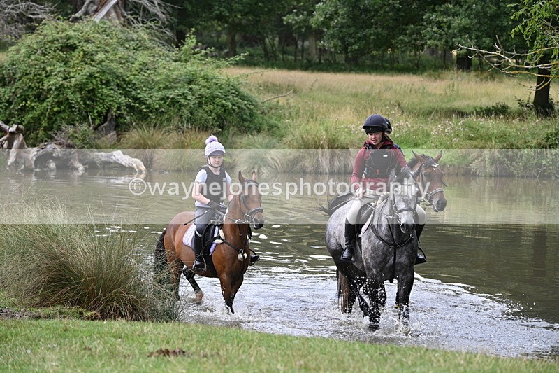 WJ7_3340 - Time at Water 12:15 to 12:50