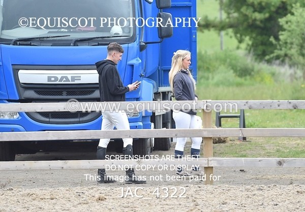 JAC_4322 - CLASS 6 Senior Foxhunter/ 1.20m Open