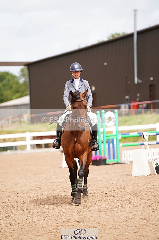 240804A-124402-10893 - Cls 51 1.05m Amateur Qualifier