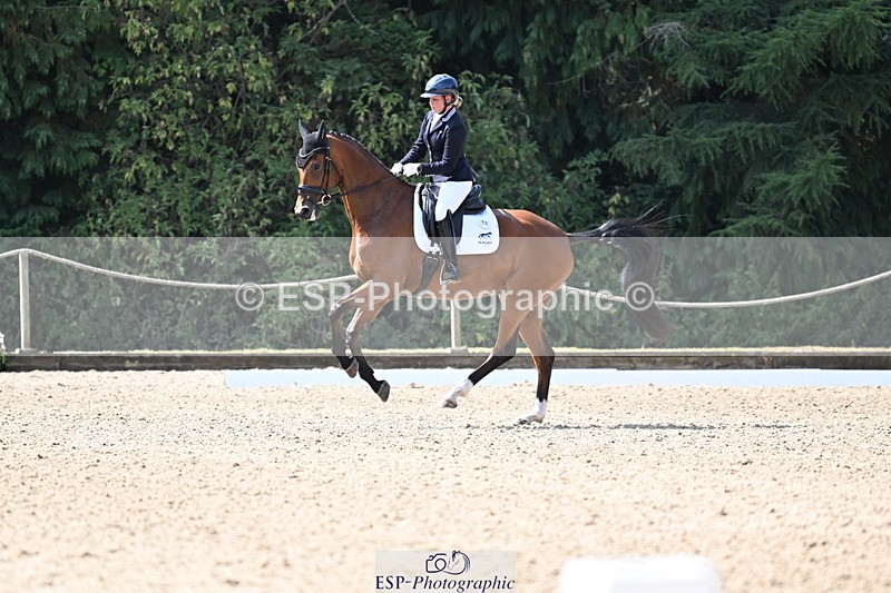 250810A-110830-05725 - 071-Abbie.NewburySeagry.Viceroy