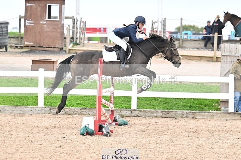 250920-124342-01163 - Cls 26+27 Club and Schools 90cm