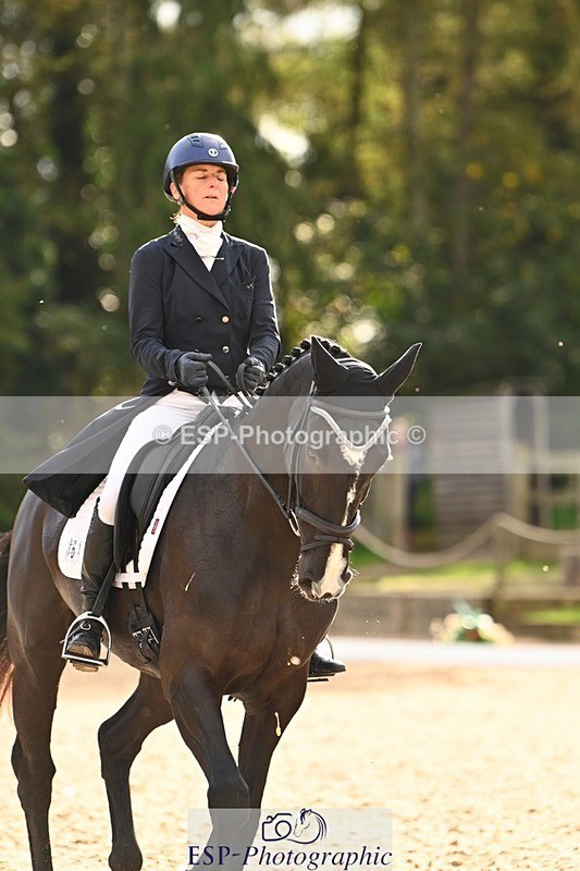 231021-152103-21118 - 361-ELLIES.CANDY.GIRL-Carolyne.Ryan-Bell-DR