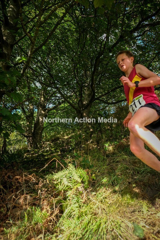 DSCF4962 - Reeth fell race age grades