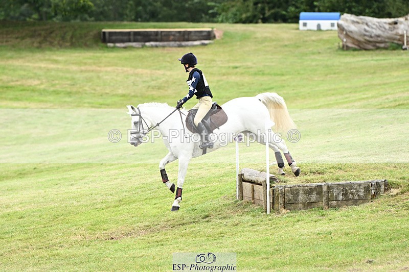 240825X-142558-35006 - 80cm XC 14.30 to 15.30