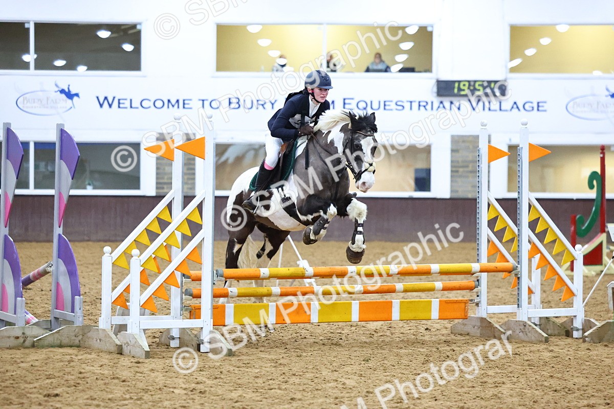 SBM_001669 - Class 4 - Festive Fences - 70cm