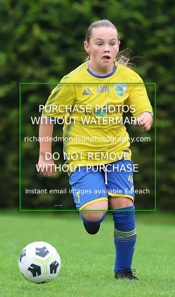 IMG86 - Kendal United Girls Under 10 vs Halton Lionesses Under 10 (14/9/25)