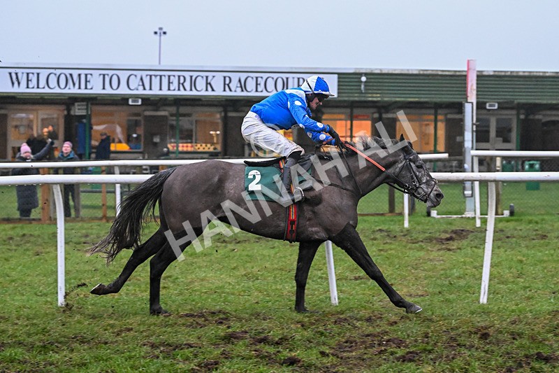 300126-Race 6-Born In The West-9950 - Race 6