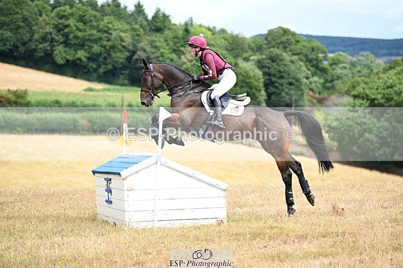 250803A-141102-15189 - O-651-Georgie.Selley-TMF.THUNDER