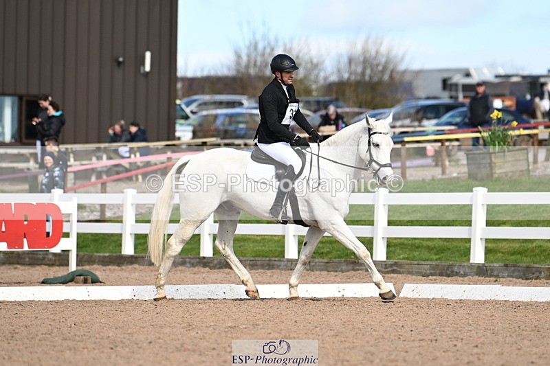 240324A-132249-03623 - Novice 27, 12.30 to 13.50