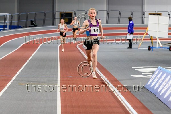 AgeInd25SAT-911308 - Track Female Set Two