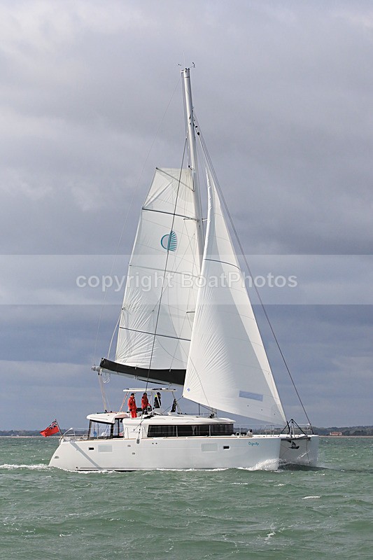 201010 DIGNITY - LAGOON 1Y3A9515_Edit - Sailboats - monohull