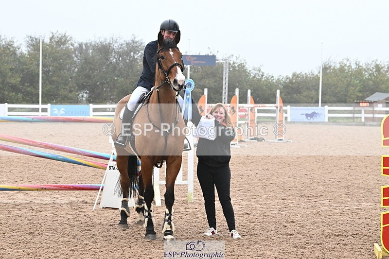 241102A-150426-05712 - SAT Cls 16 Winter 1.25 Jump Off