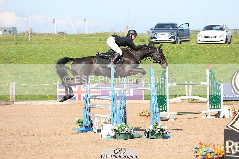 250427-160718-18339 - Cls 24 - 1 Star Gold Tour