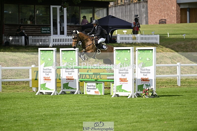 250613A-101729-00370 - Cls 1 Snr Newcomers and 1.10m Open