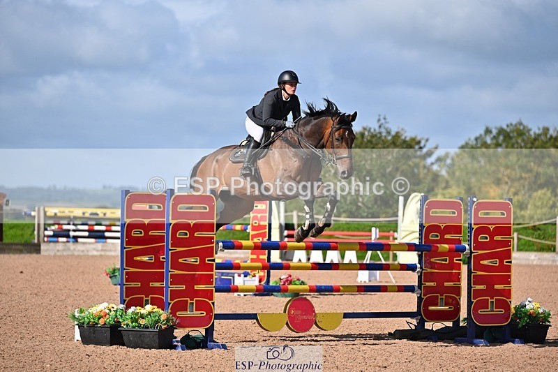 250912-102427-03894 - Cls 15 Snr Foxhunter