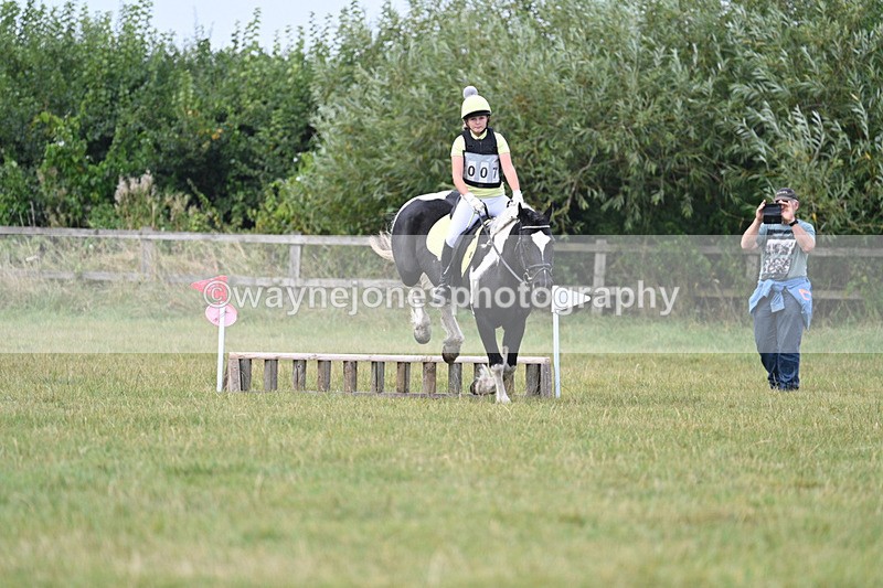 WJ7_5871 - 40cm XC Time 10:37 to 10:56