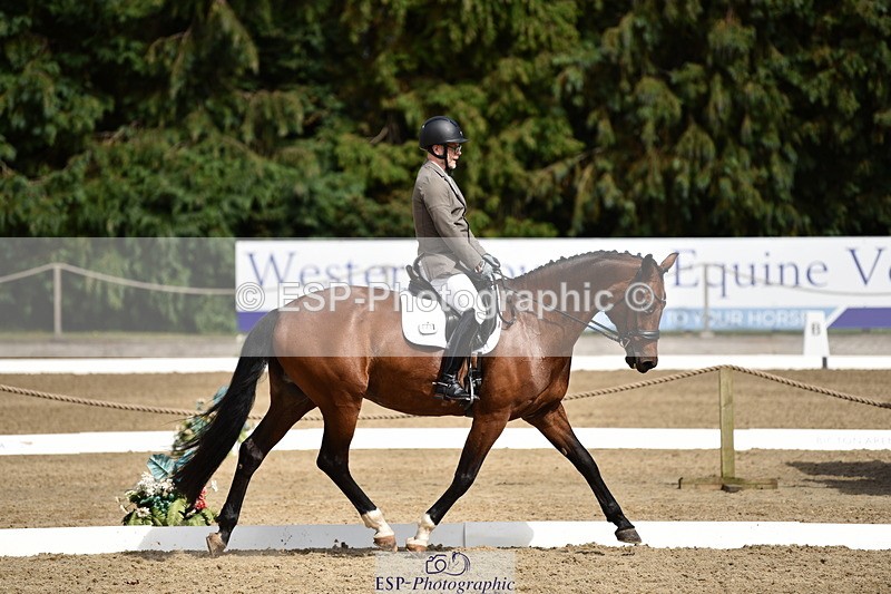 140110A-043950-12223 - 149-Andrew.Parry-Wilmine