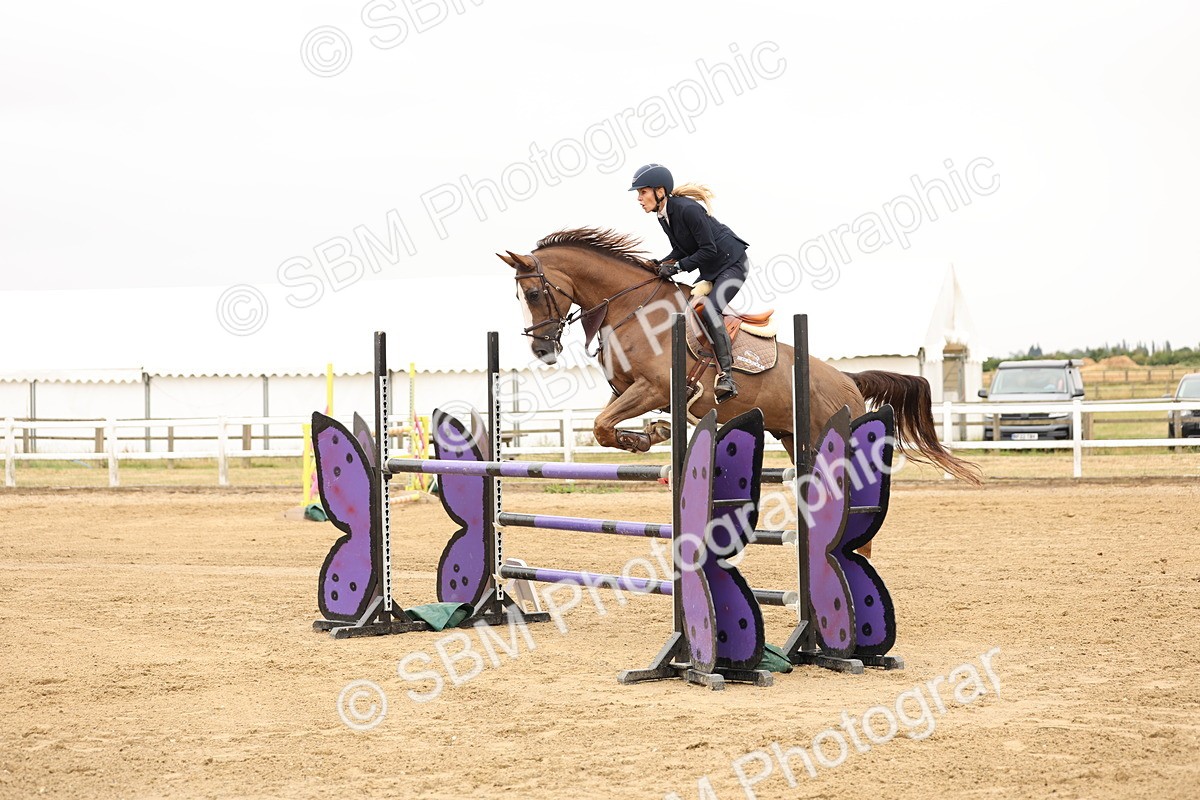 SBM_024038 - Class 6 - Senior Newcomers 1.10m