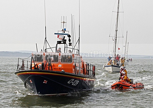 100411 JLP SAILING CLUB - RNLI IMG_0618 - APRIL 11th 2010 - JLP SAILING CLUB & RNLI