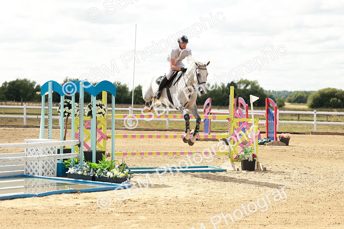 SBM_020368 - Class 22 - National 1.30m Open