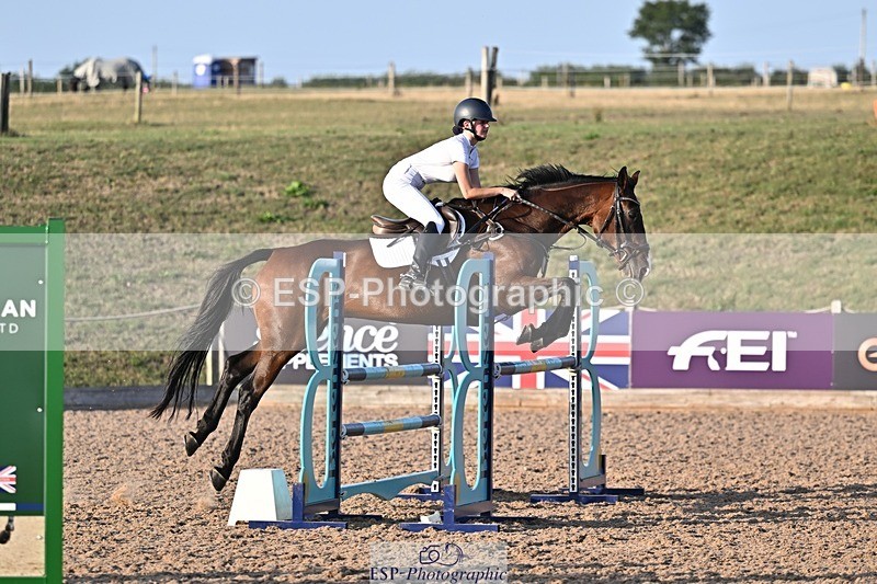 250812-191242-00539 - 1m and 1.10m