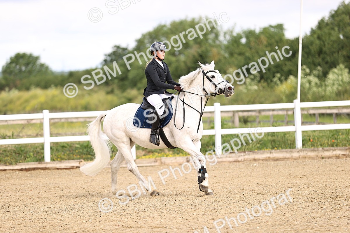 SBM_005684 - Class 15 - Clear Round