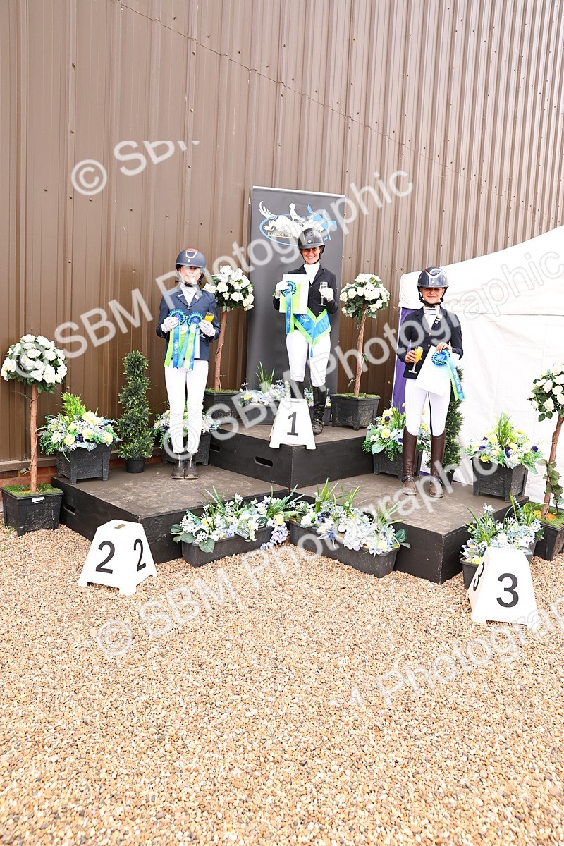 SBM_001921 - Presentations - cart