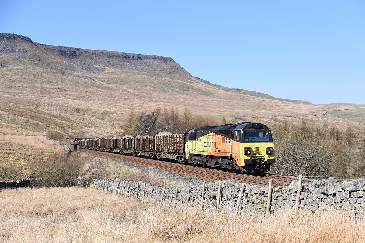 JL - 2.4.25 70815 6J37 Carlisle - Chirk, Ais Gill MP260 - Latest shots