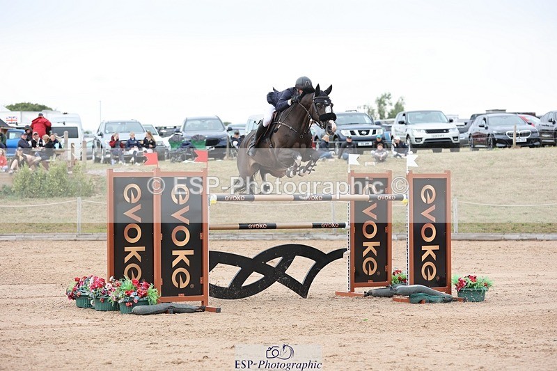 250719-175359-17578 - Cls 7, 3 Star Big Tour Break to End