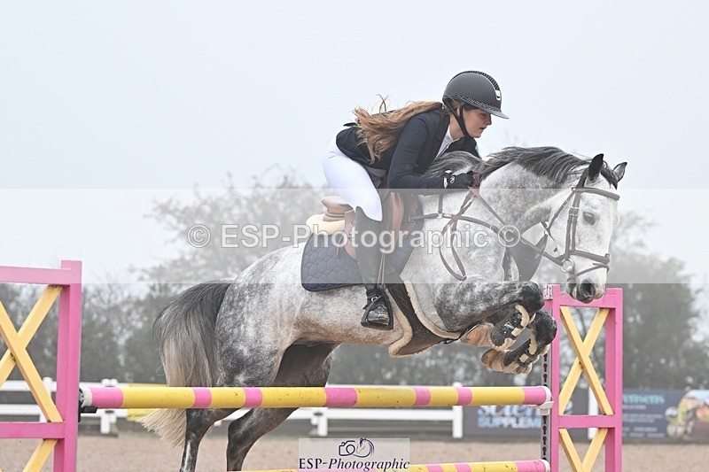 251115-130453-00866 - Cls 14+15 Junior 1.20m and 148cm