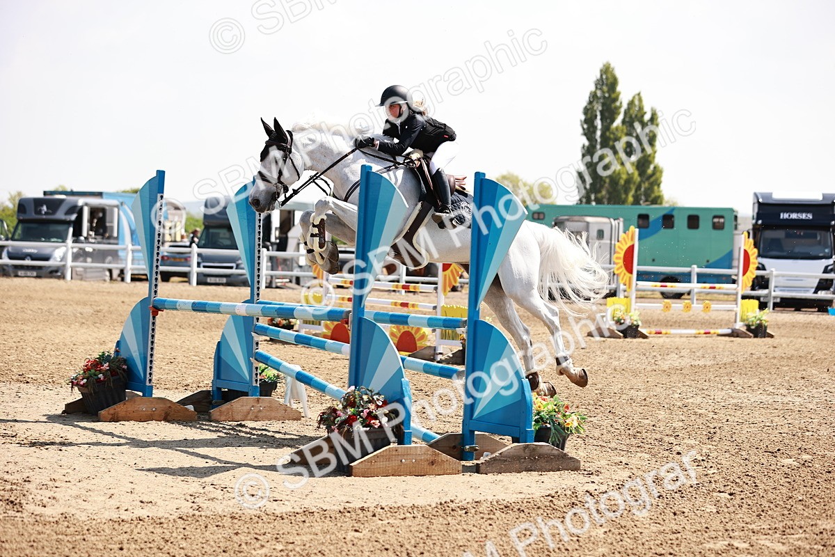  - Class 23 - Senior 1.05m