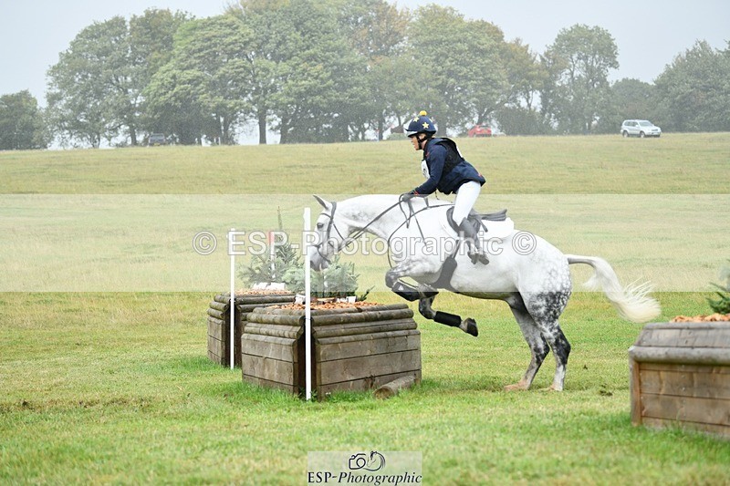 250830-115956-02402 - B-060-Helen.Hickson