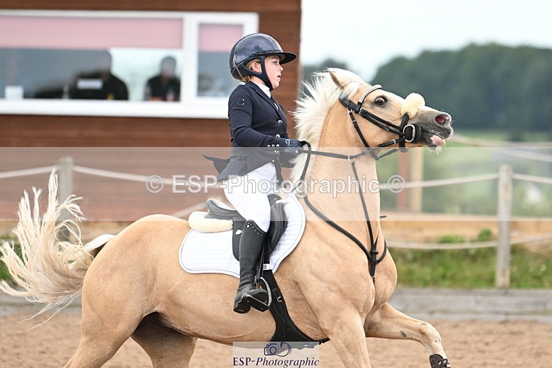 240630A-140029-13954 - Cls 25 HOYS 138cm Qualifier