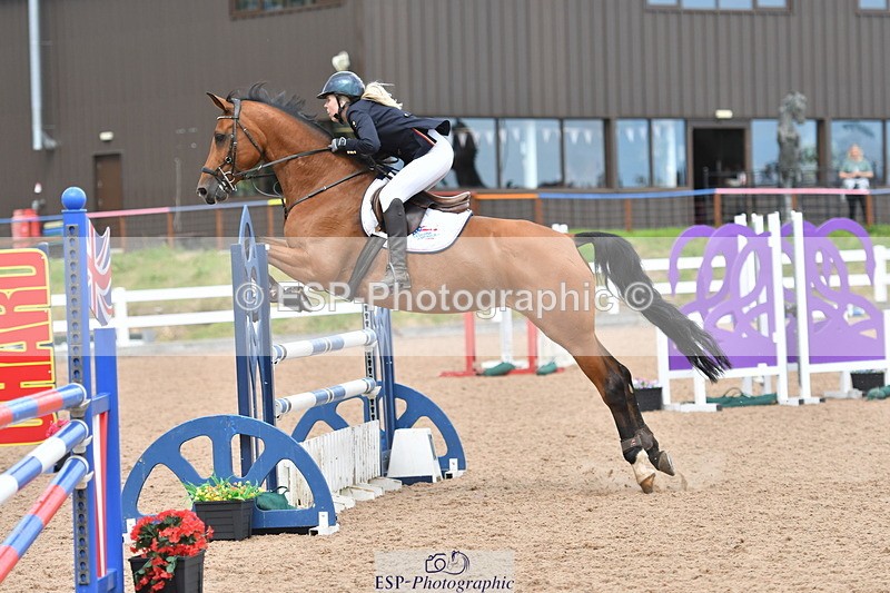 240727A-155051-06394 - Cls 24 1.05m Amateur Qualifier