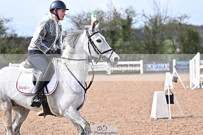 260313-124316-00469 - Cls 9 Snr Discovery and 1m Open