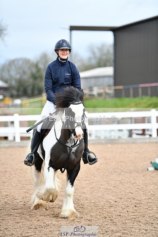 240316A-103800-02757 - Cls 20 British Novice and 90cm Open
