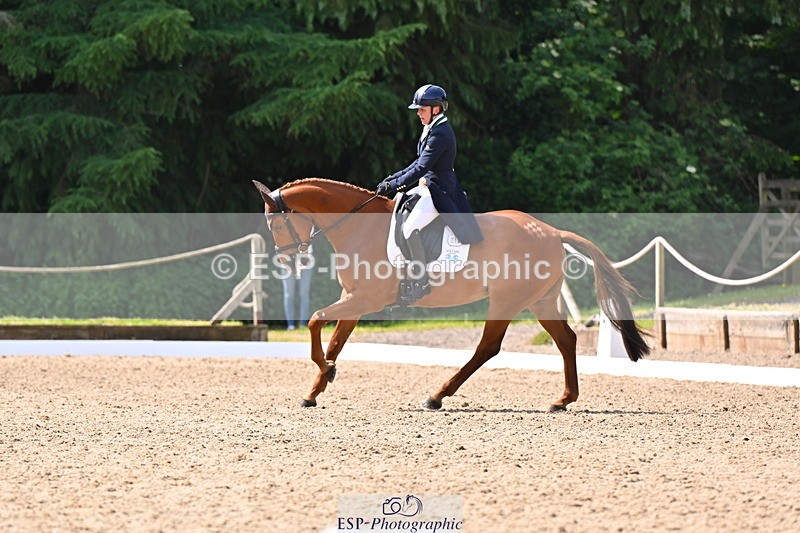 250523A-110656-06221 - C-276-Sammi.Birch-ROSAS.PARTY