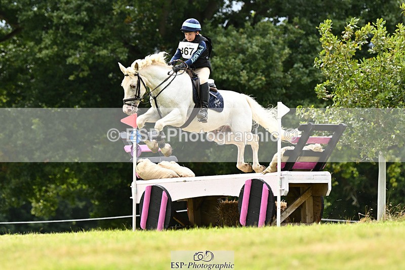 240825X-162151-36740 - 80cm XC 15.30 to 16.30